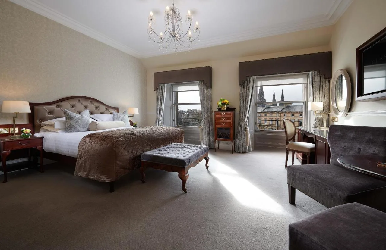 Deluxe King Room