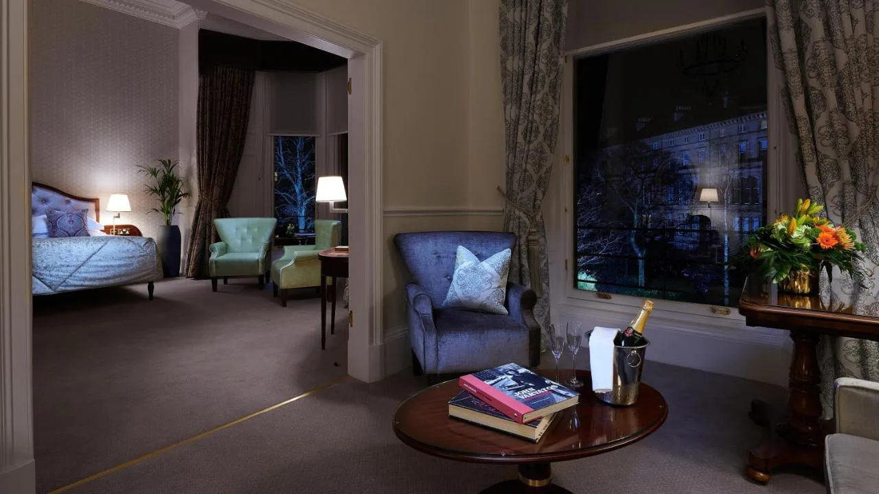 Signature Suite